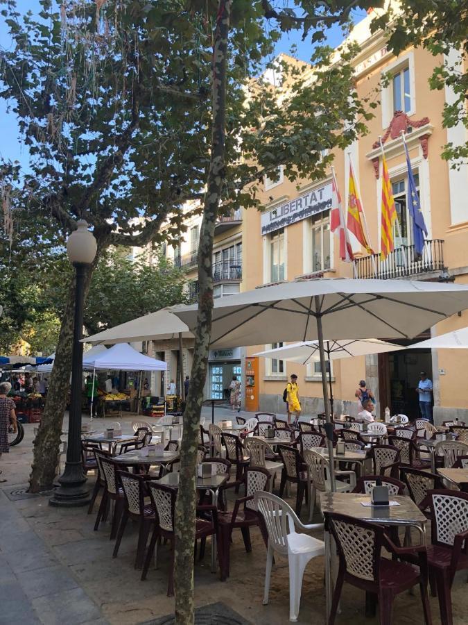 2 Bedroom Large Modern Apartment In Blanes Old Town 50M From The Beach! Exterior foto