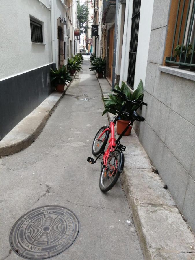 2 Bedroom Large Modern Apartment In Blanes Old Town 50M From The Beach! Exterior foto