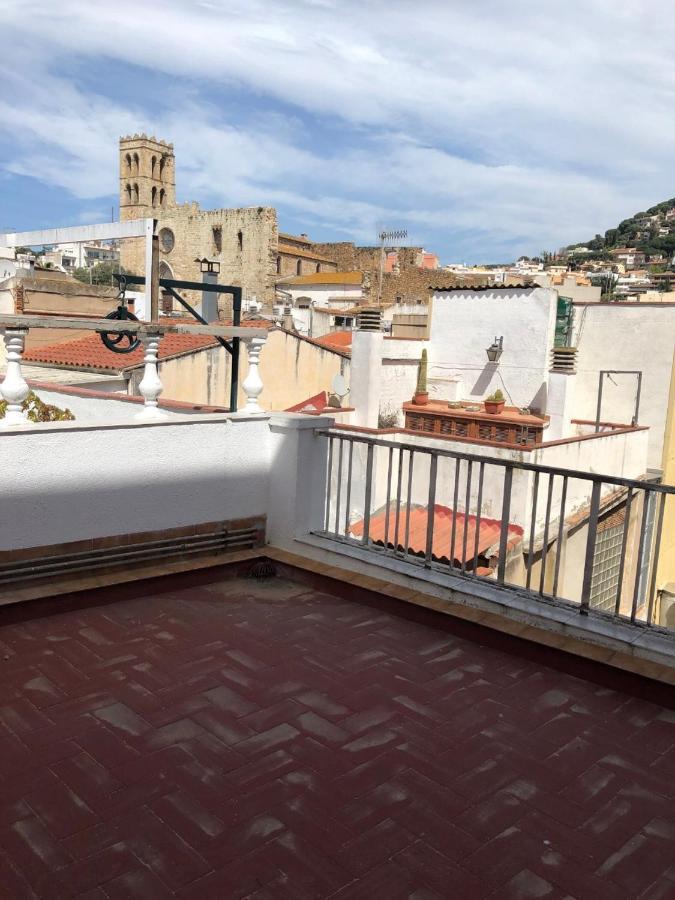 2 Bedroom Large Modern Apartment In Blanes Old Town 50M From The Beach! Exterior foto